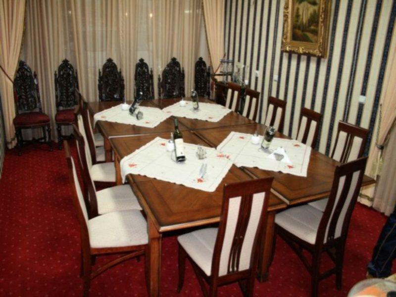 Hotel Kosta'S Podgorica Luaran gambar